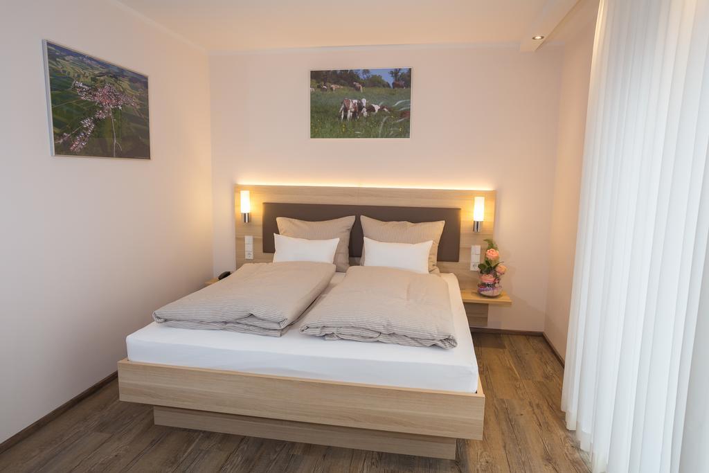 Leidringer Gaestehaus Gmbh Rosenfeld ห้อง รูปภาพ