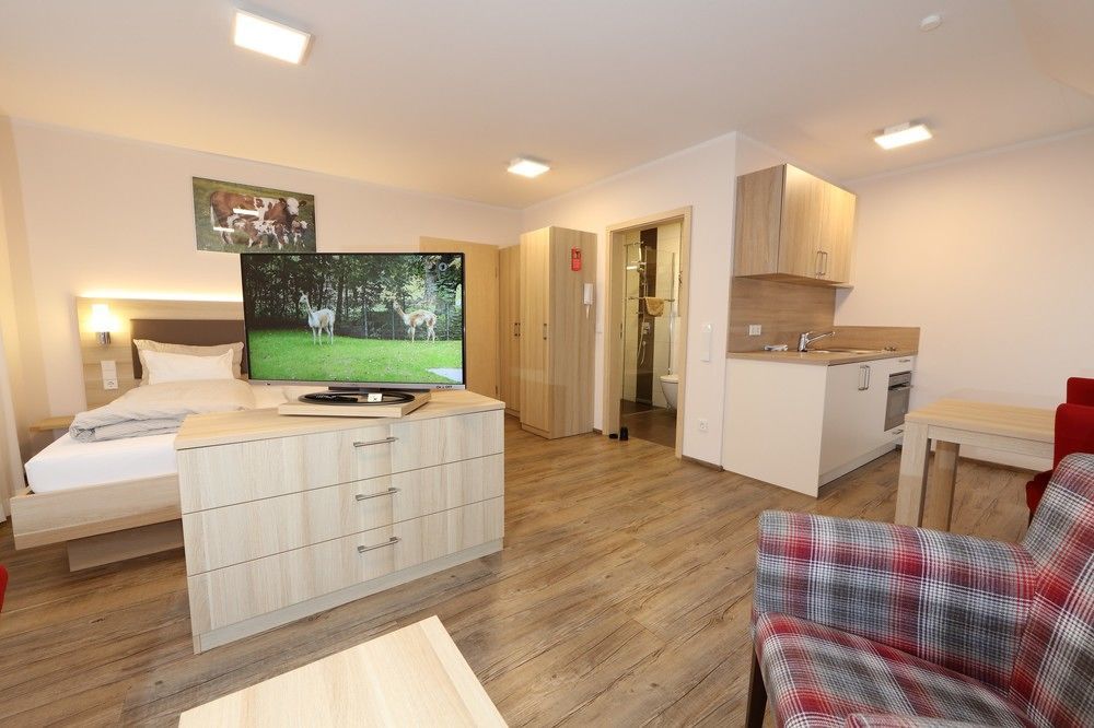 Leidringer Gaestehaus Gmbh Rosenfeld ภายนอก รูปภาพ
